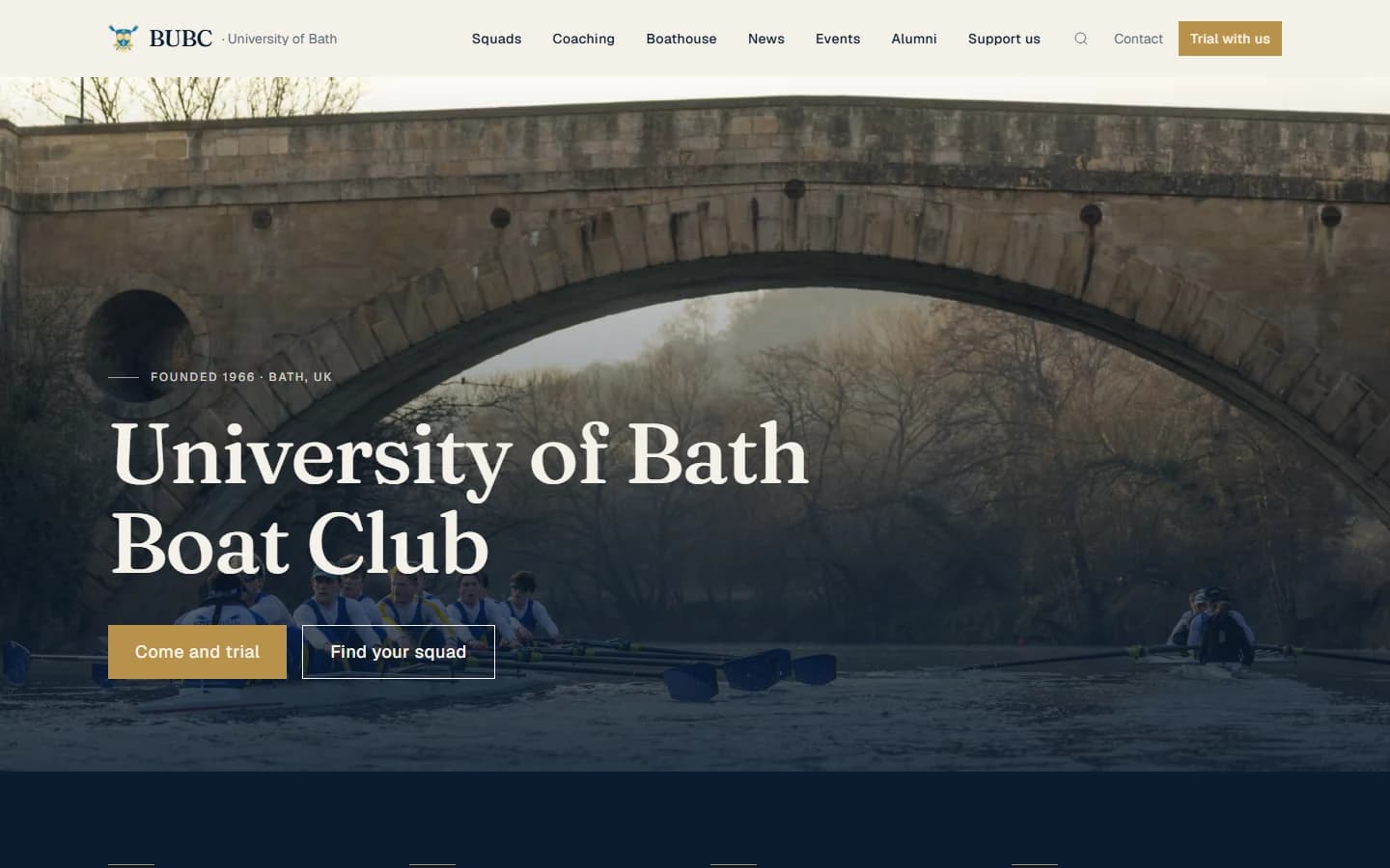 The BUBC home page: a wide photograph of an eight passing under Pulteney Bridge, the club name set over it in a serif, and a band of club statistics below.